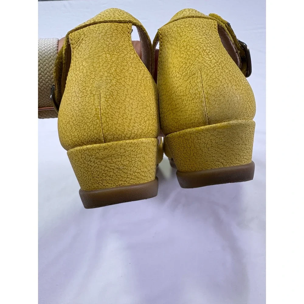 Dansko Astrid Wedge Sandals 39 US 8.5-9 Yellow Leather Buckle Comfort Boho Walk